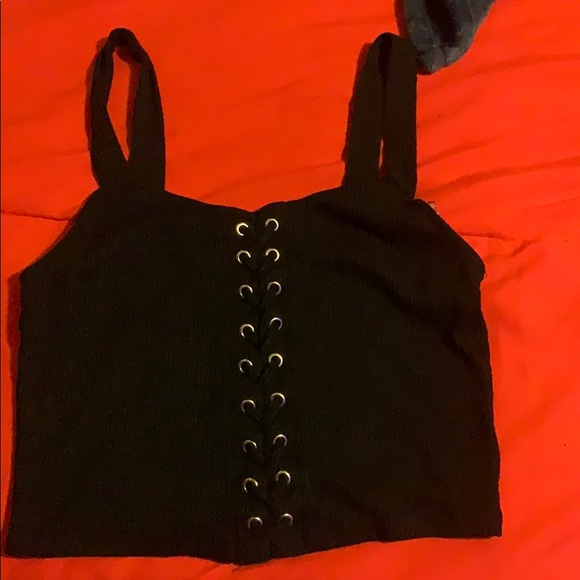 Black crop top - Picture 1 of 3